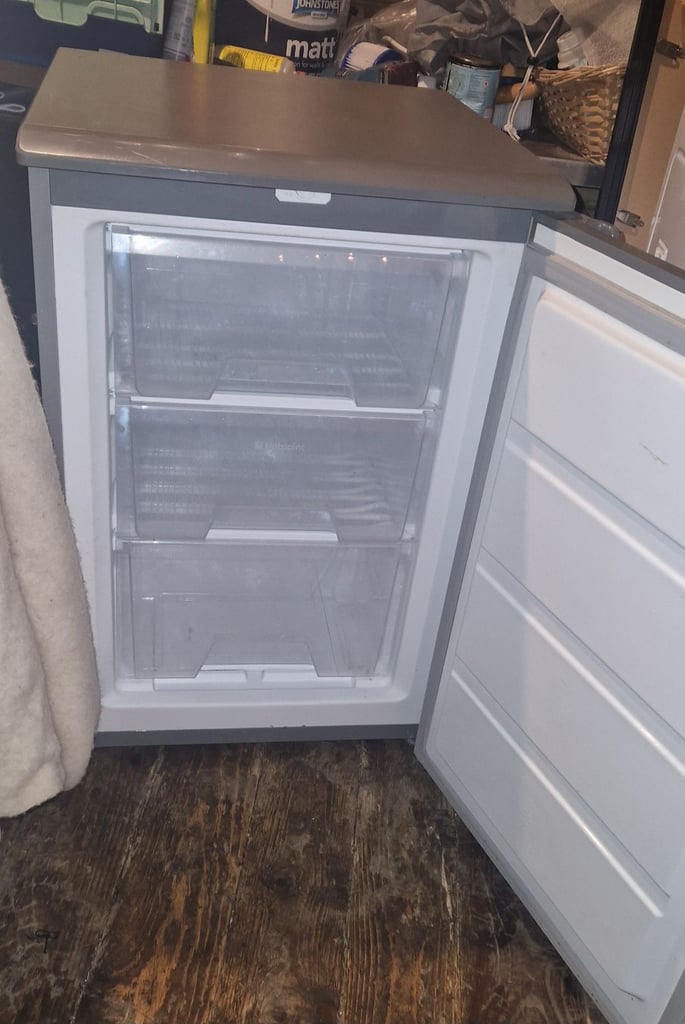Hotpoint freezer 