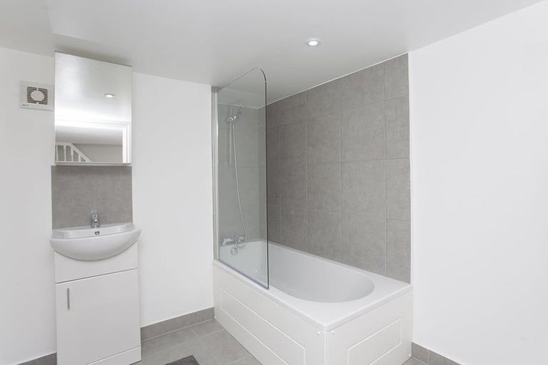 ☀️ Single Room ✅ Great Condition