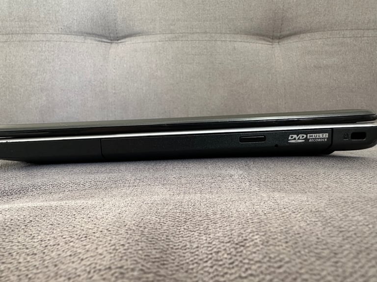 Asus X550C 15.6" HD SCREEN i5 8GB RAM 1TB HDD WINDOWS 11