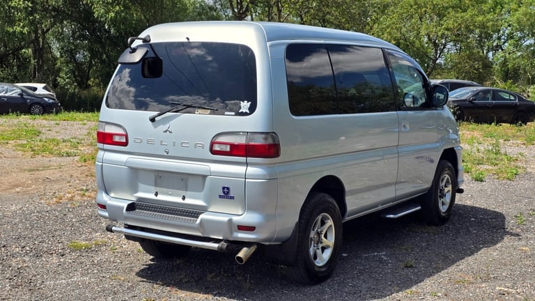 Fresh Import Mitsubishi Delica Spacegear Chamonix L400 3.0 Auto 8 Seater MPV 4X4