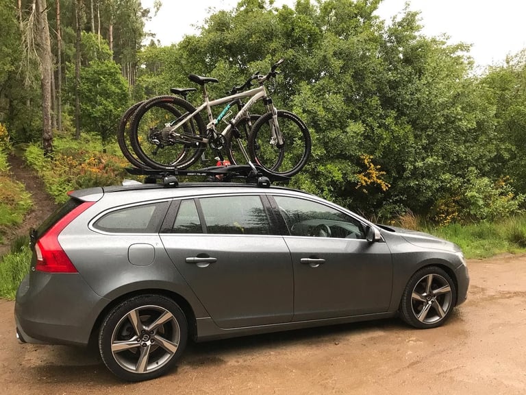 image for Volvo v60 r-design. Ulez ok. 2ltr diesel