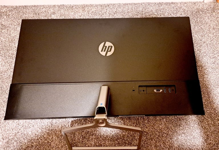 HP M32F 31.5" Full HD Display 
