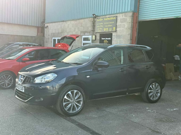 2012 Nissan Qashqai 1.6 dCi Tekna 5dr HATCHBACK Diesel Manual