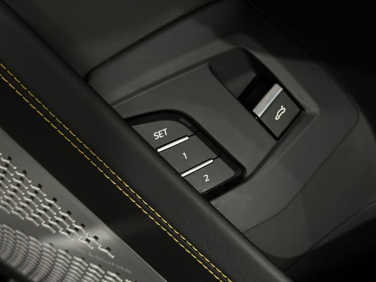 2019 69 LAMBORGHINI URUS 4.0 V8 BITURBO SUV 5DR PETROL AUTO 4WD EURO 6 (650 PS)