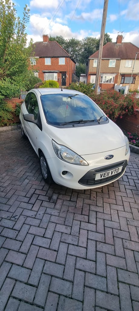 Ford, KA, Hatchback, 2011, Manual, 1242 (cc), 3 doors