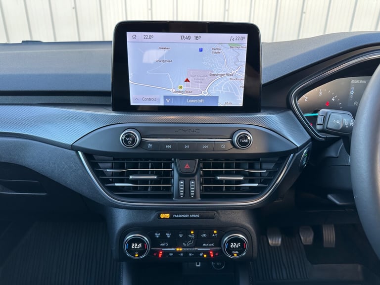 2019 19 FORD FOCUS 1.5 ECOBLUE 120 TITANIUM X TURBO DIESEL ESTATE * PAN ROOOF *