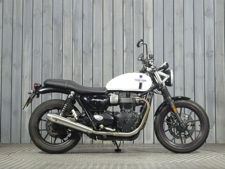 2018 68 TRIUMPH STREET TWIN 900