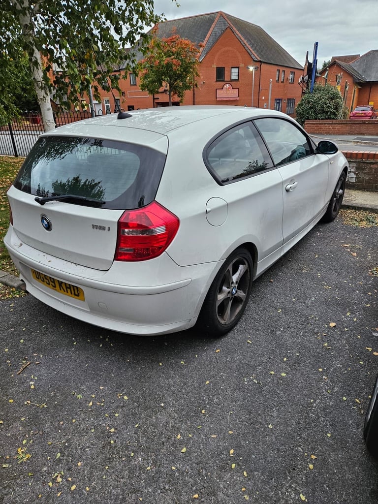 BMW, 1 SERIES, Hatchback, 2009, Manual, 1995 (cc), 3 doors