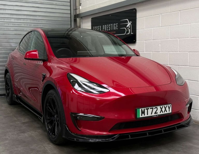 image for 2022 Tesla Model Y ModeL Y Long Range AWD 4WD 5dr SUV Electric Automatic