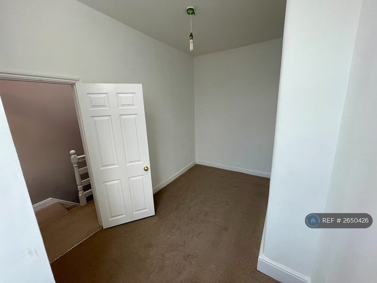 2 bedroom house in Brompton Road, Manchester, M14 (2 bed) (#2650426)