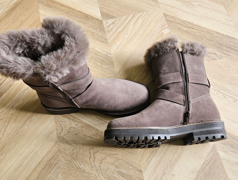Brown NEXT Boots