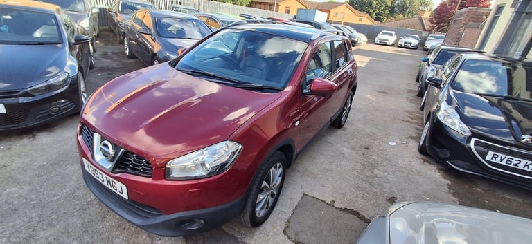 2013 Nissan Qashqai 1.6 dCi Tekna 5dr [Start Stop] HATCHBACK DIESEL Manual