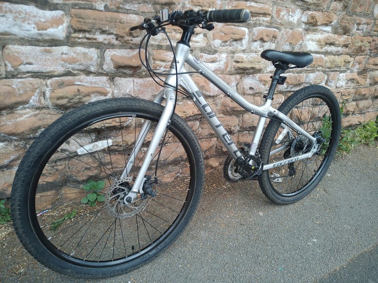 Carrera Subway One Small Adults / Teens Mountain Hybrid Bike Disc Spec 27.5-inch