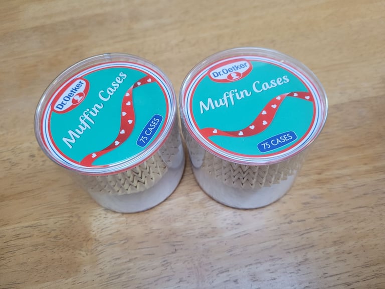 CUP CAKE HEAVEN CAKE TIN (PROPER ONE) FULL OF PASTRY CUTTERS OVER 100 FAIRY CASES APRON MORE