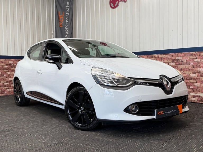 2015 Renault Clio 1.5 dCi Dynamique S Nav Hatchback 5dr Diesel Manual Euro 6 (s/s) (90 ps) Hatchb...