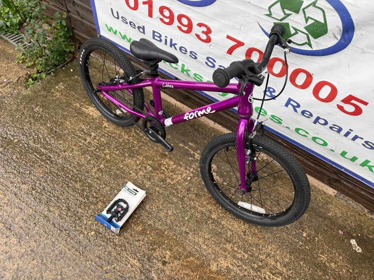 Forme Cubley 18” Wheel Unisex Purple No2. Serviced. 