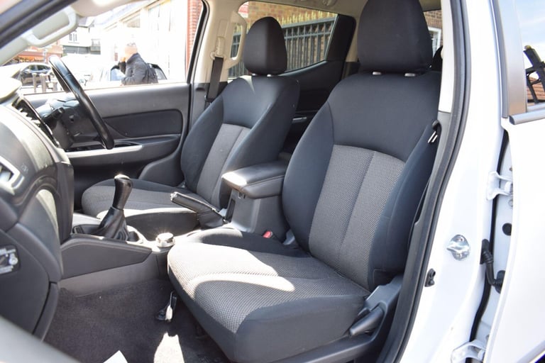 2021 Mitsubishi L200 2.2 DI-D DC Warrior 4WD Euro 6 (s/s) 4dr PICK UP Diesel Manual