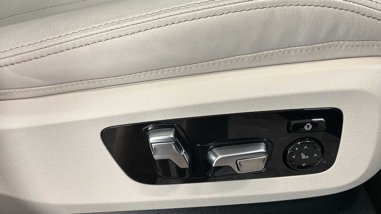 2025 BMW X7 xDrive40d MHT M Sport 5dr Step Auto SUV Diesel Automatic