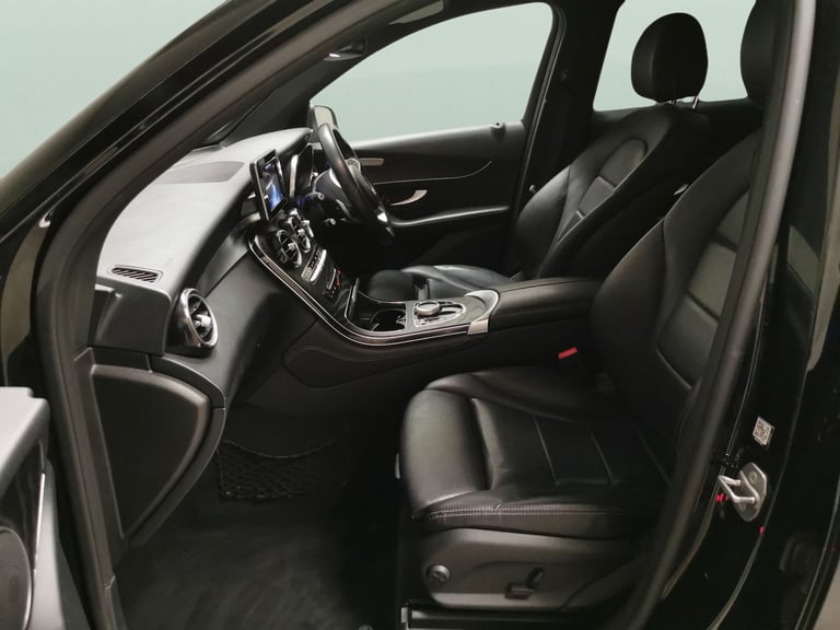 2018 Mercedes-Benz GLC 2.1 GLC220d AMG Line SUV 5dr Diesel G-Tronic+ 4MATIC Euro 6 (s/s) (170 ps)...