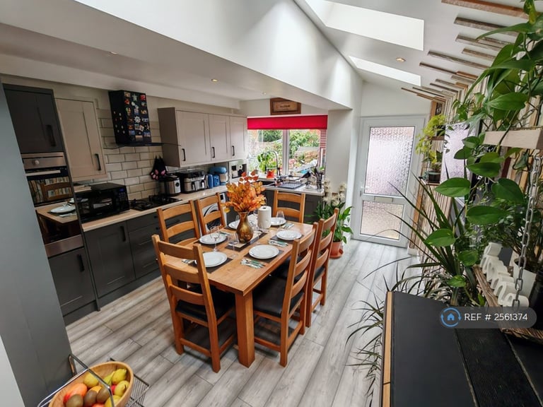 image for 3 bedroom house in Wardrew Road, Exeter, EX4 (3 bed) (#2561374)