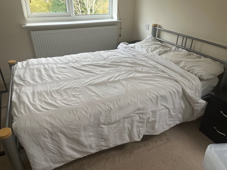 3/4 bed frame with silentnight mattress 