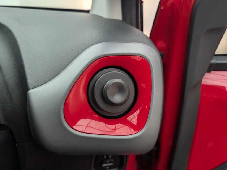 2019 Toyota AYGO 1.0 VVT-i x-play Hatchback 5dr Petrol Manual Euro 6 (71 ps) - AIR CON, DAB, HATC...