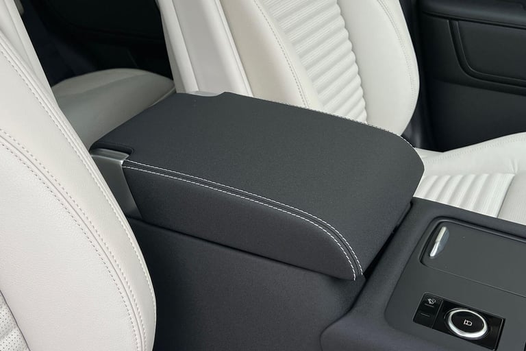 2025 Land Rover Discovery 3.0 D350 MHEV Dynamic SE SUV 5dr Diesel Auto 4WD Euro 6 (s/s) (350 ps) ...