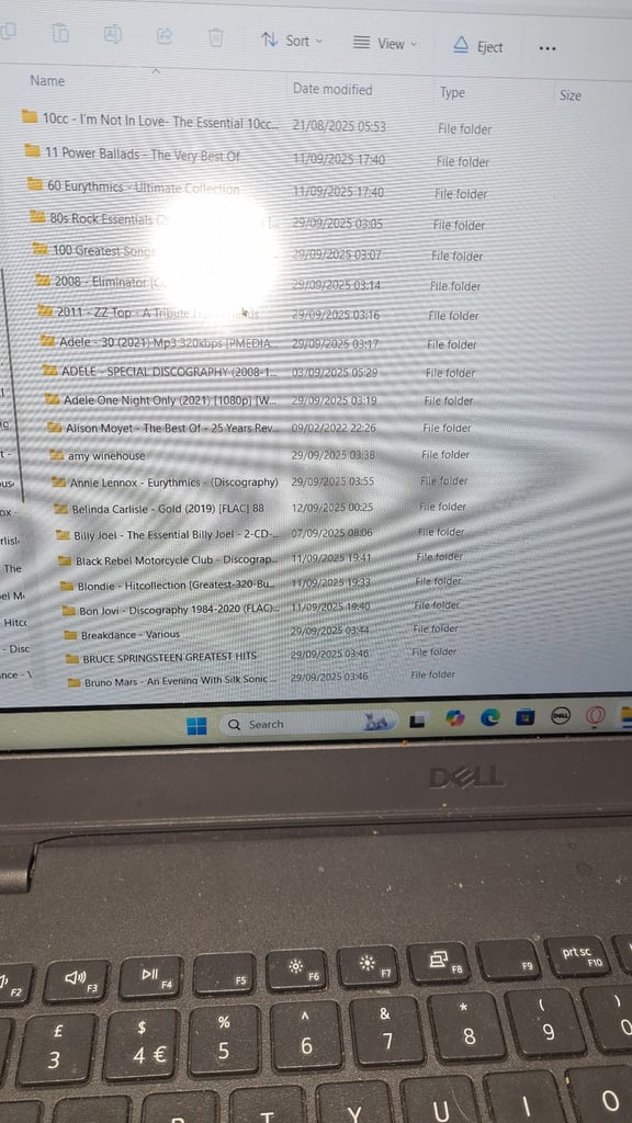 Lossless hi res mp3 player. Brand new with 16gb internal memory and 64gb sd card.