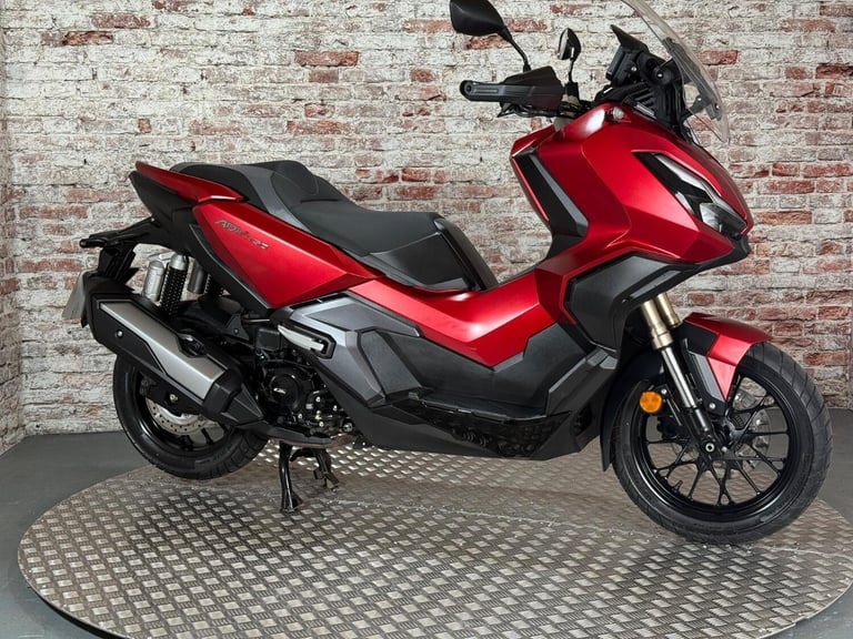 HONDA X-ADV - 2023 Petrol Automatic in Red