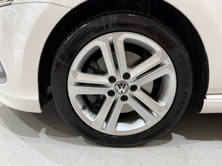 VOLKSWAGEN POLO 1.2 TSI R-Line Euro 5 5dr 2013