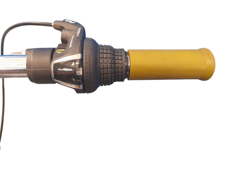 America Snob Ladies Bicycle with Basket and Back Penniers Rack - Student Discount Available