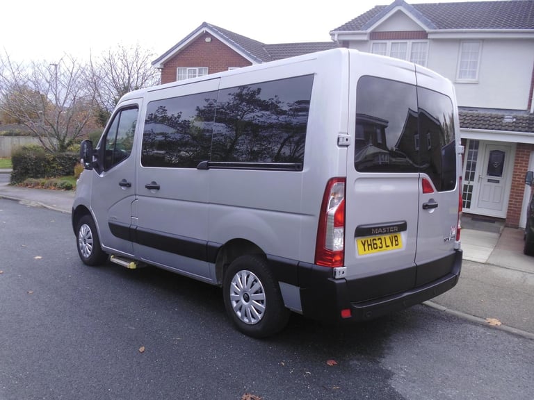 2014/63 Renault Master Wheelchair Accessible Driver and Passenger Transfer