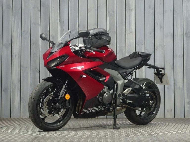 2024 74 TRIUMPH DAYTONA 660