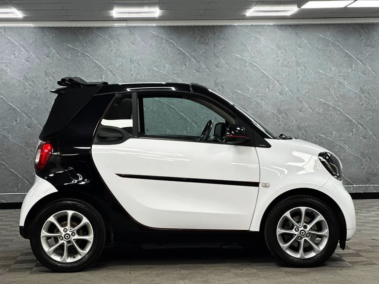 2016 SMART FORTWO CABRIO 1.0 Passion 2dr Auto PASSION RED EDITION JUST SERVCIED