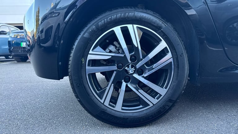 2022 Peugeot 208 1.2 PureTech Allure Premium Hatchback 5dr Petrol EAT Euro 6 (s/s) (100 ps) Hatch...