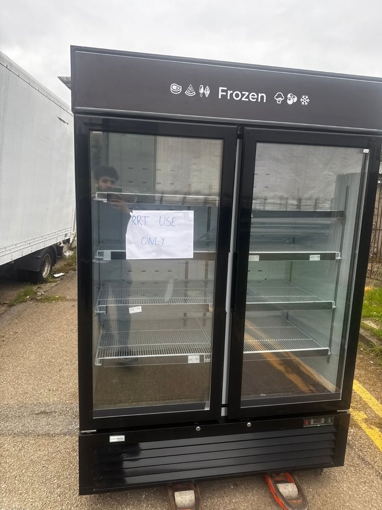 Commercial fridge freezer display cafe shop restaurant takeaway 