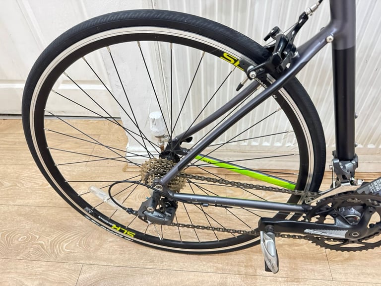 Boardman SLR 8.6 road bike in immaculate condition all fully working 