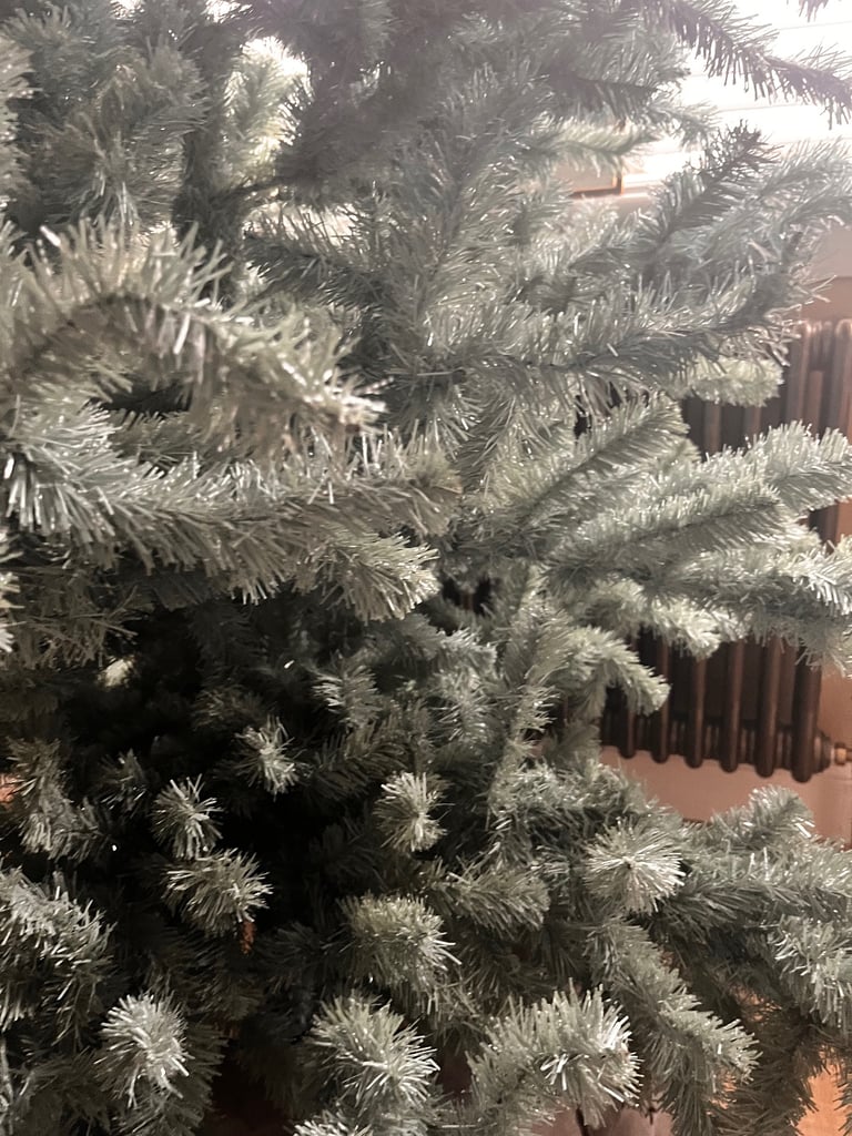 7.5ft Christmas Tree