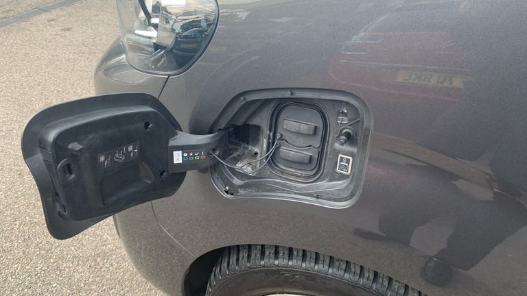 2021 Peugeot Traveller 50kWh Active Standard MPV 5dr Electric Auto MWB (8 Seat, 7.4kW Charger) (1...