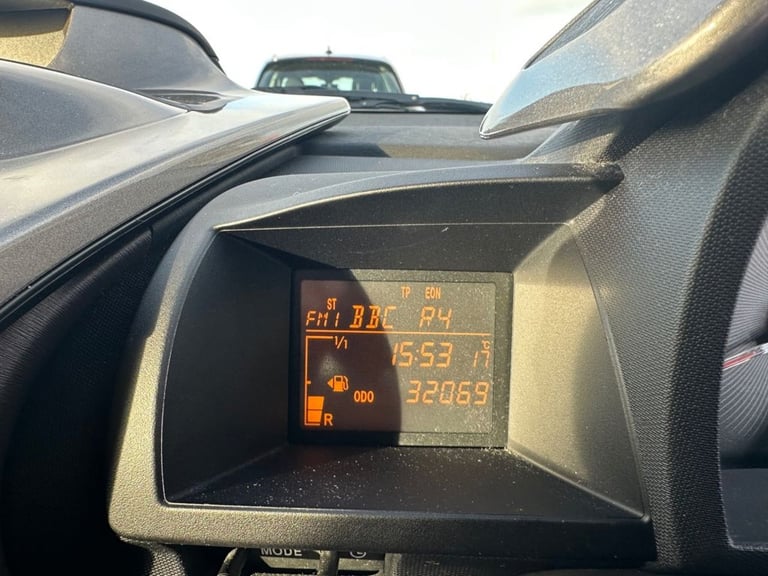 2011 Toyota IQ 1.0 VVT-i 2 3dr HATCHBACK PETROL Manual