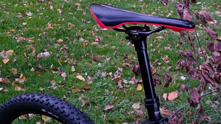 SCOTT GENIUS CARBON💥 FOX FRONT/BACK SUSPENSIONS USED 2-3 TIMES SIZE MEDIUM £650  