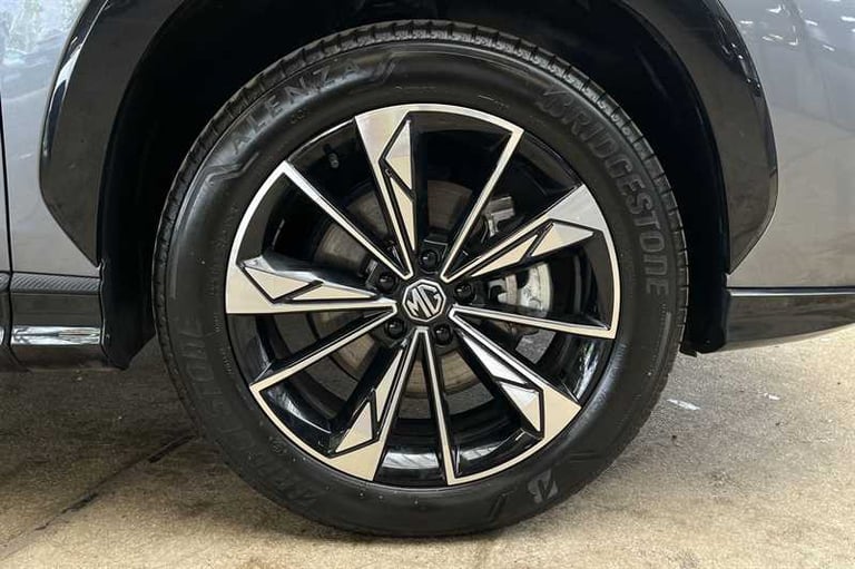 2024 MG MG HS 1.5 T-GDI Trophy SUV 5dr Petrol Manual Euro 6 (s/s) (169 ps) SUV Petrol Manual