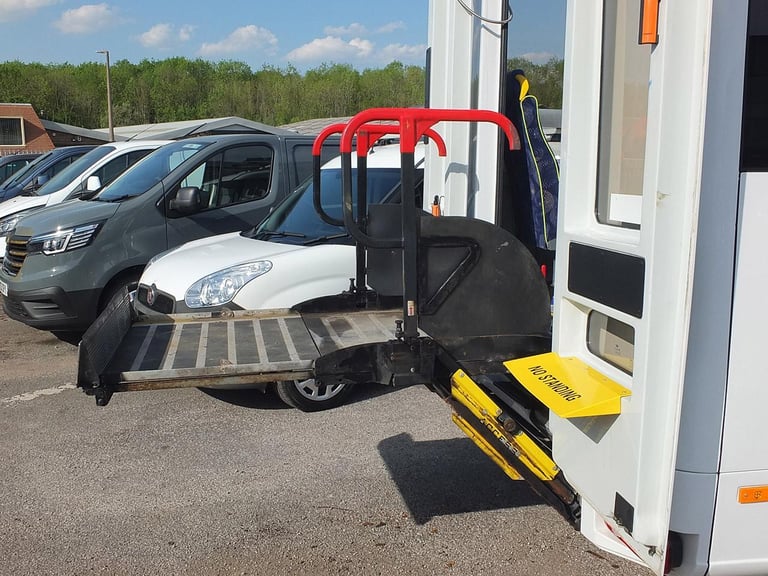 2017 Mercedes-Benz SPRINTER 514 CDI 7G-TRONIC Automatic Euro 6 - 17 Seat PSV WAV