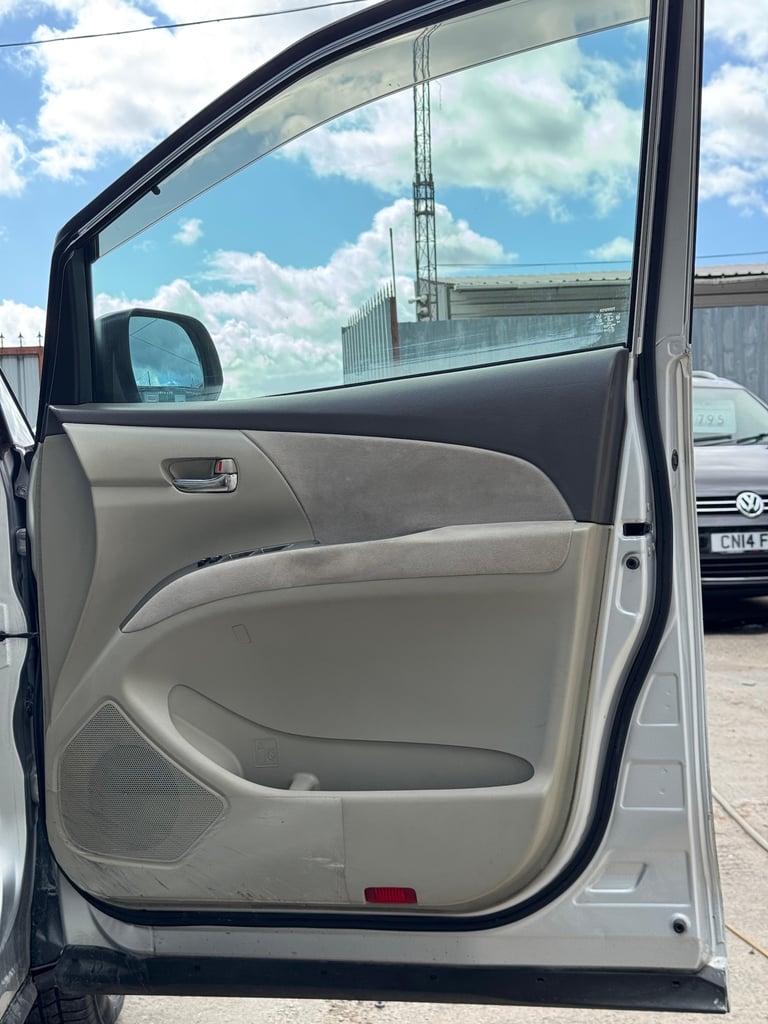 2009 Toyota Estima 2.4 E-FOUR X MPV Petrol/Electric Hybrid Automatic