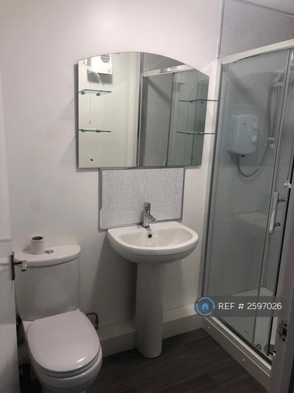 3 bedroom flat in Uttoxeter New Road, Derby, DE22 (3 bed) (#2597026)