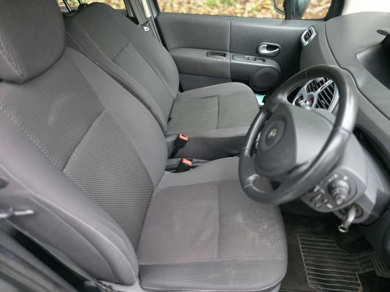 RENAULT GRAND MODUS 1.6 AUTO 