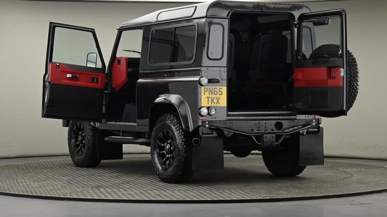 2015 Land Rover Defender 90 2.2 TDCi Autobiography 4WD SWB Euro 5 3dr Four Wheel Drive Diesel Manual