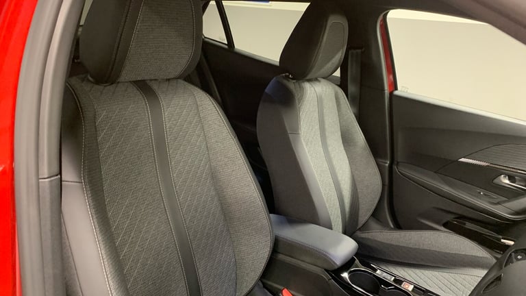 2024 Peugeot 2008 1.2 PureTech Allure SUV 5dr Petrol EAT Euro 6 (s/s) (130 ps) SUV Petrol Automatic