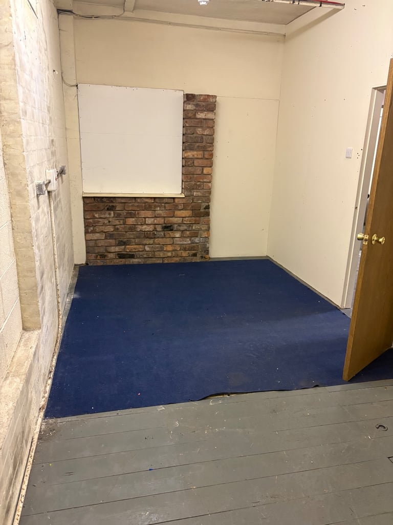 800 square foot unit to rent in reddish