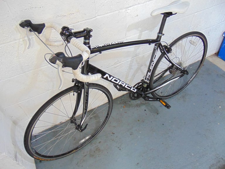 Norco Valence (52cm/20.5inch frame) Racing/Road Bike (free local delivery)